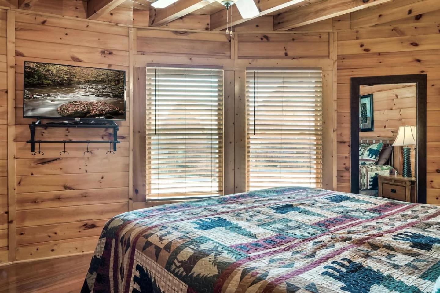 Mountain View Family Cabin W Game Room & Pool سيفيرفيل المظهر الخارجي الصورة